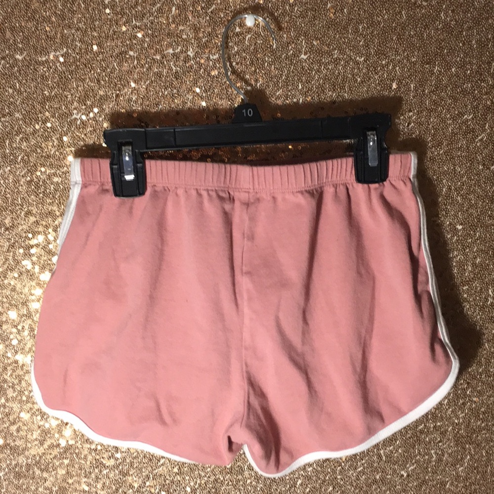 Pink shorts - Picture 2 of 2